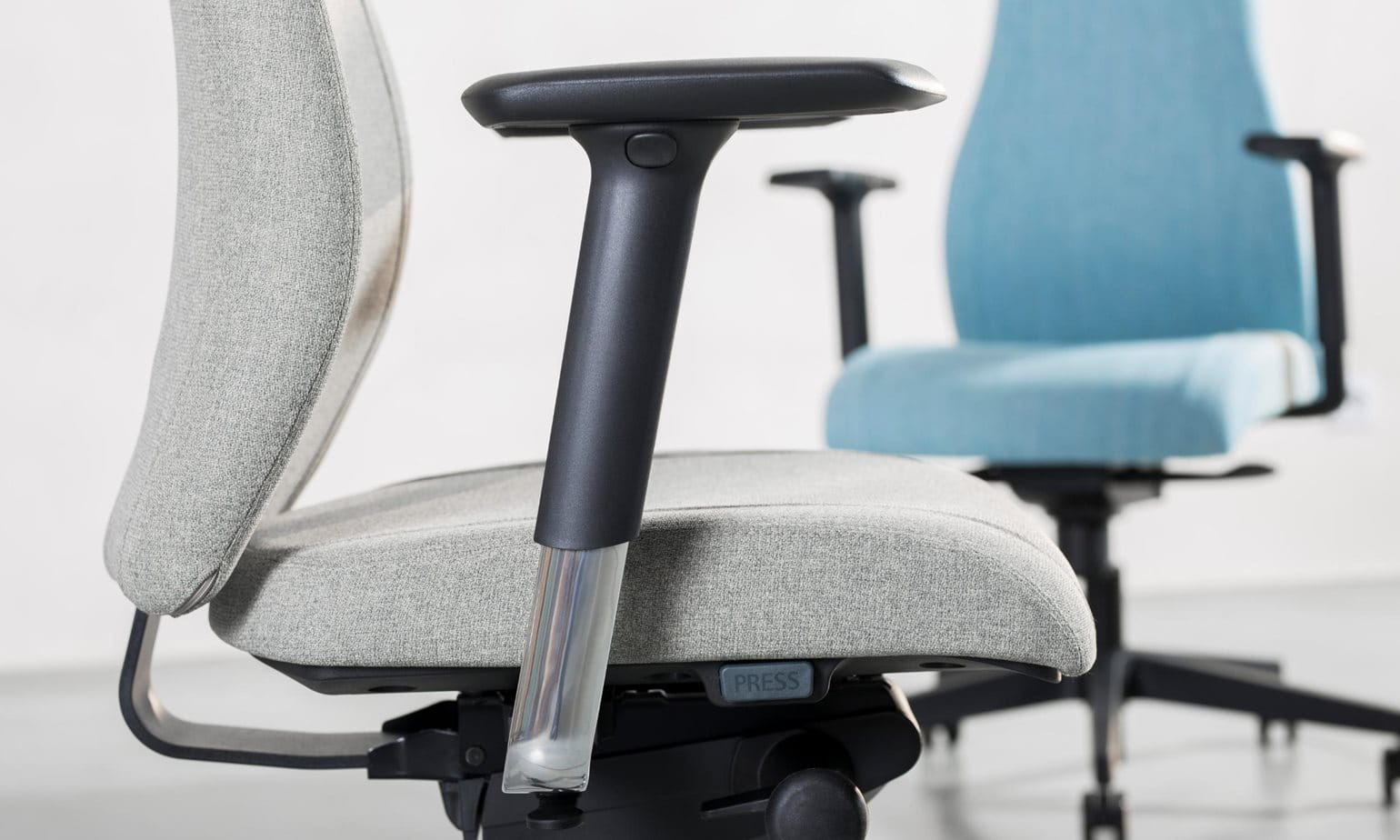 VIDEN fotel biurowy, 2 kolory - obrazek 5